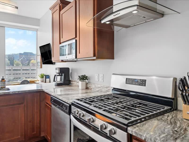 Cozysuites Modern 1Br, Ppg Paints Arena, Pitts Pittsburgh Exteriör bild